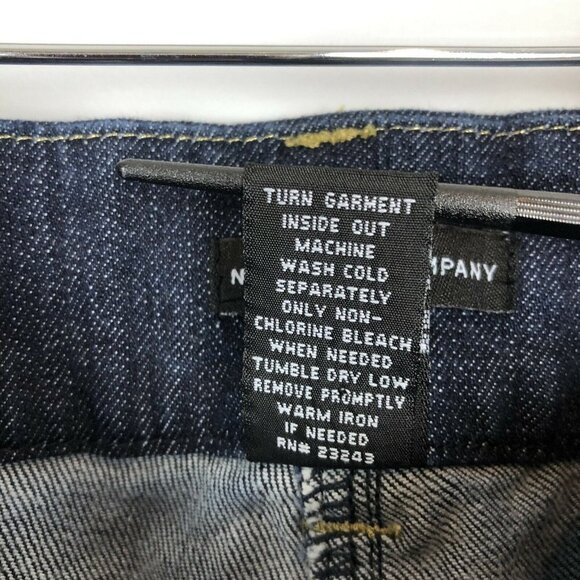 New York and Company Dark Wash Wide Leg Bootcut Jeans Size 10 Measure 33" x 31" - Picture 9 of 10